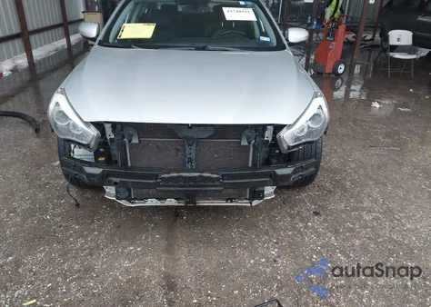 2016 Kia Cadenza z USA, uszkodzony, nr VIN KNALN4D77G5215494